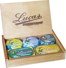 Load image into Gallery viewer, Luças - Small Sardines in Pickled Sauce
