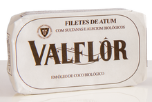 Load image into Gallery viewer, Valflor - Tuna Filetes in Coconut Oil with Raisins and Rosemary Bio
